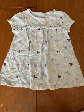 🍓3/$10 GAP Disney Minnie Gray Short Sleeve Tee size 3T